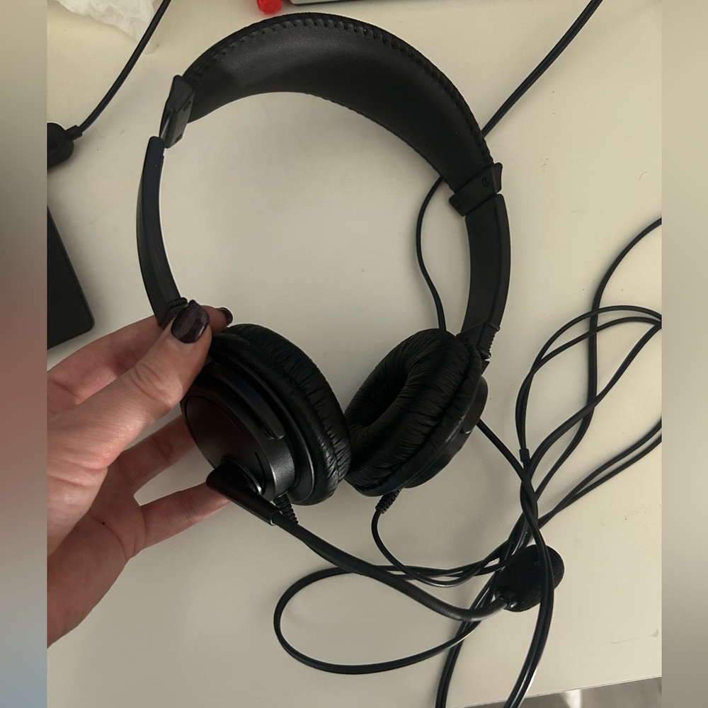Kensington Classic USB-C Headset with Mic
